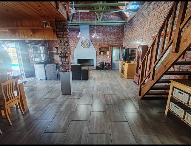 4 BEDROOM HOUSE FOR SALE IN LONG ACRES COUNTRY ESTATE